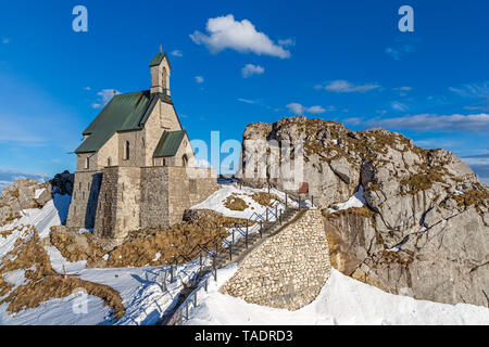 Kleine Kapelle auf dem Gipfel des Wendelstein, Bayern, Deutschland Stockfoto