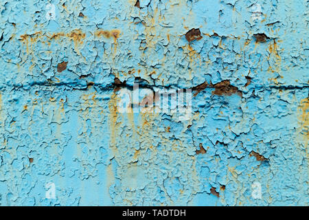 Rostiges Metall oberfläche mit Peeling blaue Farbe lackiert. Stockfoto