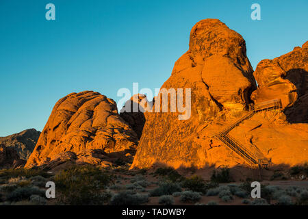 USA, Nevada, Atlatl Rock, Treppe, die zu Indische Gemälde im Valley of Fire State Park Stockfoto