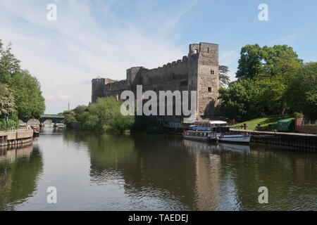 Newark Castle auf dem Fluss Trent. Stockfoto