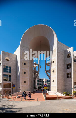 Israel, Tel Aviv-Yafo - 08 März 2019: Tel Aviv Performing Arts Center. Stockfoto