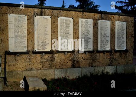 Das Denkmal für die Gefallenen in Kasanlak. Provinz von Stara Zagora BULGARIEN Stockfoto