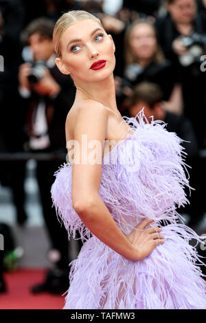 Cannes. 24. Mai, 2019. Elsa Hosk kommt zur Premiere von "SYBIL", die im Rahmen der 2019 Cannes Film Festival am 24. Mai 2019 im Palais des Festivals in Cannes, Frankreich. (Credit: Lyvans Boolaky/Image Space/Medien Punch)/Alamy leben Nachrichten Stockfoto