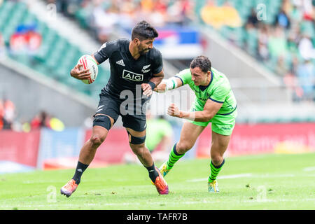 LONDON, GROSSBRITANNIEN. 25., Mai 2019. Dylan Collier von Neuseeland 7 S ist bei HSBC World Rugby Sevens Serie London Match zwischen Team Schottland 7S und Team New Zealand 7 S bei Twickenham Stadium am Samstag, 25. Mai 2019. LONDON England. (Nur redaktionelle Nutzung, eine Lizenz für die gewerbliche Nutzung erforderlich. Keine Verwendung in Wetten, Spiele oder einer einzelnen Verein/Liga/player Publikationen.) Credit: Taka G Wu/Alamy leben Nachrichten Stockfoto