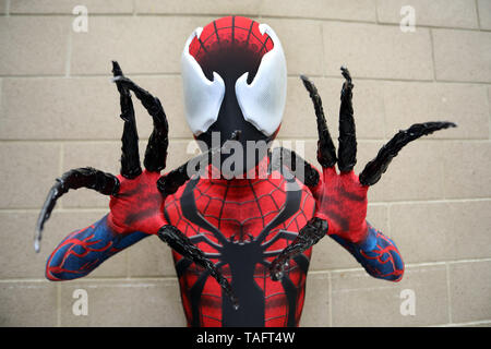 London, Großbritannien. 25. Mai 2019. Spider-Man am MCM London Comic Con an Excel in London. Quelle: Paul Brown/Alamy leben Nachrichten Stockfoto
