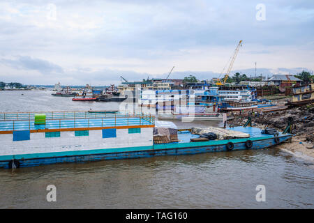 Puerto Henry auf Iquitos, Provinz Maynas, Loreto Abteilung, Peru Stockfoto