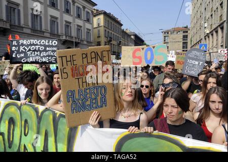 Mailand (Italien), 24. Mai 2019, 'Global Strike für zukünftige "Jugend und Schüler Demonstration aus Protest gegen den Klimawandel und die globale Erwärmung Stockfoto