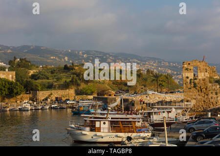 Antike alter Hafen Hafen von Byblos Jbeil im Libanon Naher Osten Stockfoto