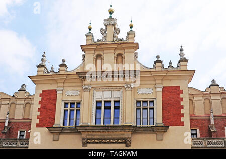 Zentrale Front im Renaissancestil Tuchhallen, Marktplatz. Stockfoto