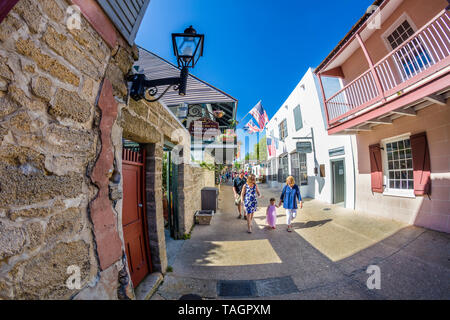 Touristen auf historische St George Street in der Innenstadt von St. Augustine Florida Amerika älteste Stadt Stockfoto