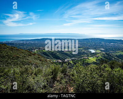 Blick auf den Pazifischen Ozean und dem Kanal Inseln von jesusita Trail, Santa Barbara, Kalifornien, USA Stockfoto