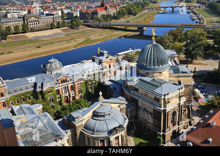 Dresden ist eine Stadt in Sachsen, mit vielen historischen Sehenswürdigkeiten Stockfoto