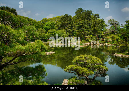 Asien, Japan, Insel Honshu, Präfektur Hiroshima, Hiroshima, Shukkeien Garten, entworfen von Herrn Nagaakira Asano (1620) Stockfoto