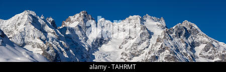 Frankreich, Alpes-de-Haute-Provence (05), Col du Lautaret, Nationalpark Ecrins - Winter Panorama am Glacier du Lautaret, Glacier de l'Homme und Bec de l'Homme Stockfoto