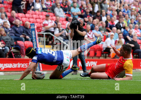 Wakefield Trinity Ben Jones-Bishop Kerben während der Dacia magische Wochenende Match des Betfred Super League in Liverpool, Liverpool. Stockfoto