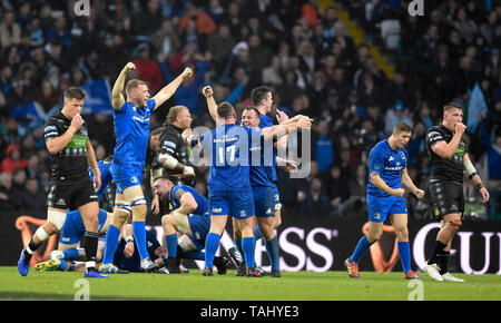 Leinster Spieler feiern Sieg nach der endgültigen während der Guinness PRO 14 Finale im Celtic Park, Glasgow Pfeifen. Stockfoto