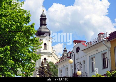 Pinsk, Belarus. Blick auf die Kirche der Himmelfahrt der Jungfrau Maria Stockfoto