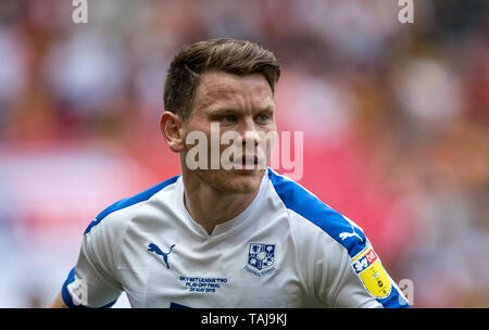 London, Großbritannien. 25 Mai, 2019. Connor Jennings der Tranmere Rovers während der Sky Bet Liga 2 Play-Off Finale zwischen Newport County und Tranmere Rovers im Wembley Stadion, London, England am 25. Mai 2019. Foto von Andy Rowland. Credit: PRiME Media Images/Alamy leben Nachrichten Stockfoto