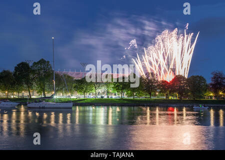 Die Stadt Cork, Cork, Irland. 25 Mai, 2019. Teil des Feuerwerk am Ende der Sänger Rod Stewart's Konzert in Pairc Ui Chaoimh in Cork, Irland. Quelle: David Creedon/Alamy leben Nachrichten Stockfoto