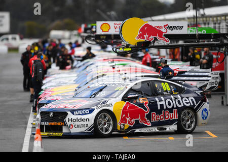 Winton, Victoria, Australien. 25 Mai, 2019. Die Jungfrau Australien Supercars Meisterschaft; Autos in Pit Lane vor der Öffnung der Praxis Tagung der Wochenende Credit: Aktion plus Sport/Alamy leben Nachrichten Stockfoto