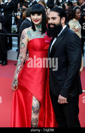 Cannes. 25 Mai, 2019. Gäste kommt zur Premiere von "CÉRÉMONIE DE CLOTURE/HORS NORMES" während der 2019 Cannes Film Festival am 25. Mai 2019 im Palais des Festivals in Cannes, Frankreich. (Credit: Lyvans Boolaky/Image Space/Medien Punch)/Alamy leben Nachrichten Stockfoto