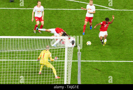 Berlin, Deutschland. 25 Mai, 2019. Kingsley COMAN, FCB 29 Kerben, schießt Ziel für 2-0 FC BAYERN MÜNCHEN - RB LEIPZIG Finale DFB-Pokal, DFB-Pokal, Berlin, 25. Mai 2019 Saison 2018/2019, Fussball, München, Red Bull Credit: Peter Schatz/Alamy leben Nachrichten Stockfoto