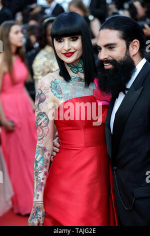Cannes, Frankreich. 25 Mai, 2019. Gäste kommt zur Premiere von "CÉRÉMONIE DE CLOTURE/HORS NORMES" während der 2019 Cannes Film Festival am 25. Mai 2019 im Palais des Festivals in Cannes, Frankreich. (Credit: Lyvans Boolaky/Image Space/Medien Punch)/Alamy leben Nachrichten Stockfoto