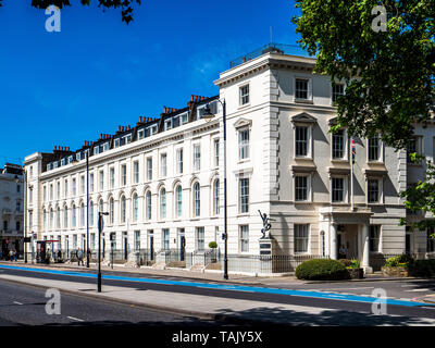 Georgianische Architektur Pimlico London - Georgische Stuckterrasse auf Millbank in Pimlico London, gebaut 1843-45, Bauherr Thomas Cubitt. Klasse II aufgeführt. Stockfoto