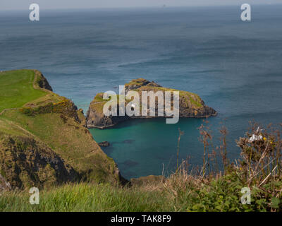 Erstaunlich Causeway Coast in Nordirland an einem sonnigen Tag - Reise Fotografie Stockfoto