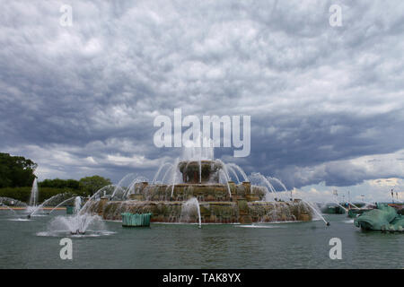 Buckingham Fountain im Grant Park, Downtown (Loop), Chicago, Illinois, USA Stockfoto