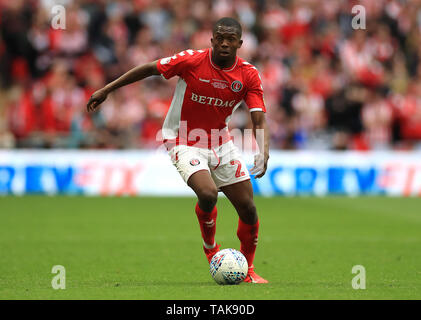 Von Charlton Athletic Anfernee Dijksteel während der Sky Bet Liga eine Play-off-Finale im Wembley Stadion, London. Stockfoto