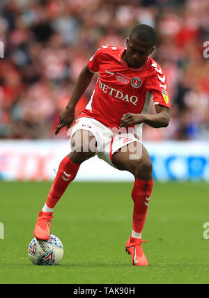 Von Charlton Athletic Anfernee Dijksteel während der Sky Bet Liga eine Play-off-Finale im Wembley Stadion, London. Stockfoto