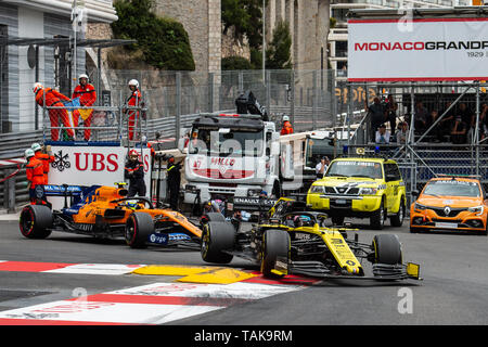 Monte Carlo / Monaco - 26/05/2019 - #3 Daniel Ricciardo (AUS, Renault F1 Team, R.S. 19) Vor#4 Lando NORRIS (GBR, Mc Laren-Renault, MCL 34) Während Stockfoto