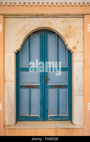 Türen und Straßen der Insel Santorini in Griechenland, gedreht in Thira, die Hauptstadt Stockfoto