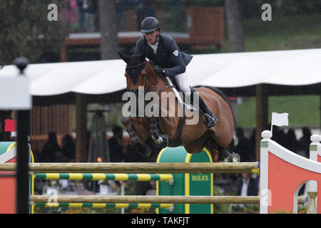 Roma, Italien. 26 Mai, 2019. Rom, Italien 26/05/2019 Piazza di Siena 87 CSIO 5* Piazza di Siena Rolex Grand Prix Roma 2019 Pieter Clemens (BEL) auf QUINTINI Credit: Giuseppe Pino Fama/Pacific Press/Alamy leben Nachrichten Stockfoto