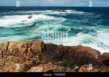 Einen herrlichen Blick auf den Atlantischen Ozean an der Küste von Hercule der Türme A Coruna, Galicien, Spanien. Stockfoto