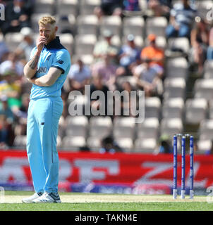 SOUTHAMPTON, England. 25. MAI 2019: Ben schürt in England während des England v Australia, ICC Cricket World Cup warm up übereinstimmen, an der Ageas Schüssel, Southampton, England. Stockfoto