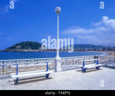 Strandpromenade, Strand La Concha, Bahia de La Concha, San Sebastian (Donostia), Baskenland (País Vasco), Spanien Stockfoto