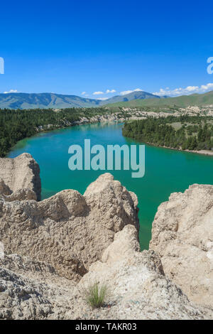 Täuschungen aus Gletscherablagerungen oberhalb des flathead River in der Nähe von Ronan, Montana Stockfoto