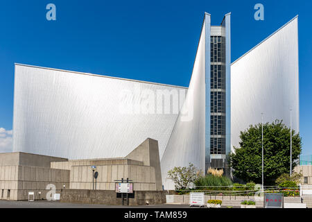 St. Mary's Cathedral, entworfen von Tange Kenzo (1964); Tokio, Japan Stockfoto