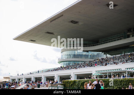 Arlington Internationale Pferderennbahn ist eine Pferderennbahn, 1927 eröffnet, ist das Aus Arlington Heights, IL basieren und durch Churchill Downs. Stockfoto