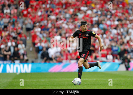 Luke O'nien von Sunderland während der efl Sky Bet Liga 1 Play-Off Finale zwischen Charlton Athletic und Sunderland im Wembley Stadion, London, England am 26. Mai 2019. Foto von Carlton Myrie. Nur die redaktionelle Nutzung, eine Lizenz für die gewerbliche Nutzung erforderlich. Keine Verwendung in Wetten, Spiele oder einer einzelnen Verein/Liga/player Publikationen. Stockfoto