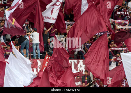 26. Mai 2019, Stadio Olimpico Grande Torino, Turin, Italien; Serie A Fußball, Torino gegen Lazio; die Anhänger der Torino ihre Farben zeigen Stockfoto