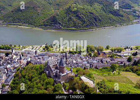 Luftaufnahme der Burg Stahleck bei Bacharach, Unesco Welterbe Oberes Mittelrheintal, Rheinland-Pfalz, Deutschland Stockfoto