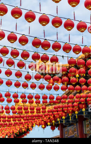 Rote Laternen Dekoration in Thean Hou Tempel, Kuala Lumpur, Malaysia, wo die Thean Hou Tempel ist der älteste buddhistische Tempel in Südostasien Stockfoto