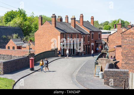 Canal Street Bridge, Canal Street, Black Country Living Museum, Dudley, West Midlands, England, Großbritannien Stockfoto