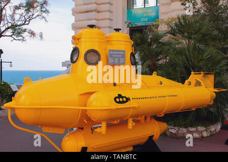 Monaco, Monte Carlo - Apr 19, 2019: bathyscaph in Ozeanographische Museum Stockfoto