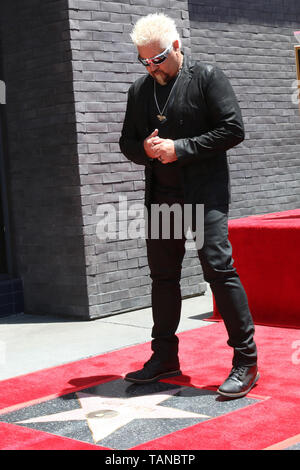 Mai 22, 2019 - Los Angeles, CA, USA - LOS ANGELES - Mai 22: Guy Fieri im Guy Fieri Star Zeremonie auf dem Hollywood Walk of Fame am 22. Mai 2019 in Los Angeles, CA (Credit Bild: © Kay Blake/ZUMA Draht) Stockfoto