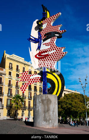 Barcelona, Spanien. Februar 10, 2019. Von Barcelona (La Cara o Cabeza de Barcelona), eine surrealistische Skulptur des Künstlers Roy Lichtenstein erstellt Stockfoto