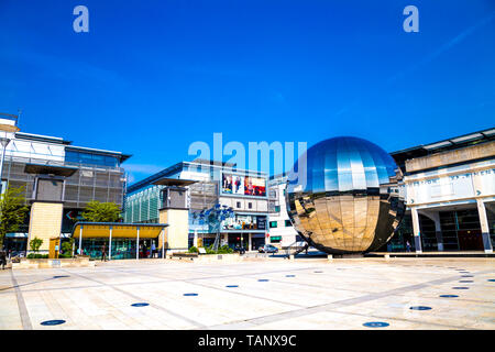 Das Planetarium, wir die Neugierigen (zuvor At-Bristol) Science Center am Millennium Square, Bristol, Großbritannien Stockfoto